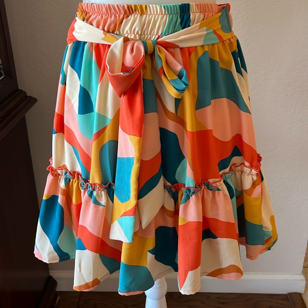 Multicolor womens skirts with shorts size small